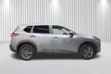 Used 2023 Nissan Rogue S image 2