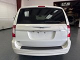 Used 2012 Chrysler Town & Country Touring image 5