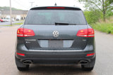 Used 2011 Volkswagen Touareg Sport image 4