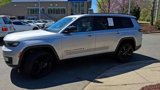 Used 2022 Jeep Grand Cherokee L Laredo image 4