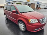 Used 2016 Chrysler Town & Country Touring w/ Driver Convenience Group image 3