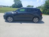 Used 2024 Volkswagen Taos SE image 2