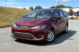 Used 2020 Chrysler Pacifica Touring-L image 2