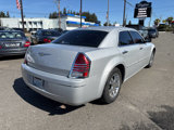 Used 2005 Chrysler 300 Touring image 5