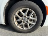 Used 2023 Chrysler Pacifica Touring-L image 4