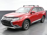 Used 2016 Mitsubishi Outlander SE image 3