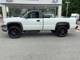 Used 2005 Chevrolet Silverado 2500 4x4 Regular Cab image 2