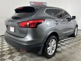 Used 2018 Nissan Rogue Sport S w/ S Appearance Package image 3