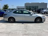 Used 2024 Toyota Camry SE image 4