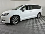 Used 2023 Chrysler Voyager LX image 4