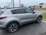 Used 2022 Kia Sportage EX image 5