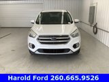 Used 2017 Ford Escape SE image 2