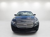 Used 2017 Ford Taurus SE image 2