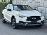 Used 2017 INFINITI QX30 Premium image 3
