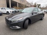 Used 2021 Hyundai Elantra SEL w/ Convenience + Premium Package image 3