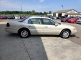 Used 2002 Lincoln Continental image 4