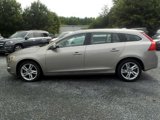 Used 2015 Volvo V60 T5 Premier image 2