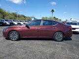 Used 2024 Nissan Altima 2.5 SV image 4