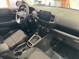New 2025 Hyundai Venue SE image 3