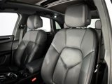 Used 2025 Porsche Macan image 5