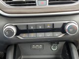 Used 2023 Nissan Altima 2.5 SV image 4