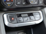 Used 2021 GMC Acadia SLE w/ Driver Convenience Package image 4