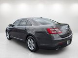 Used 2018 Ford Taurus SE image 3