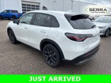 Used 2023 Honda HR-V Sport image 4