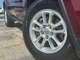 Used 2018 Jeep Grand Cherokee Laredo image 2