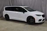 New 2025 Chrysler Pacifica Limited image 4