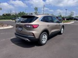 Certified 2021 Ford Escape SE image 5