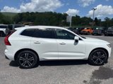 Used 2020 Volvo XC60 T6 Momentum image 5