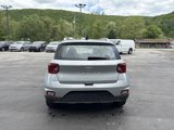 Used 2022 Hyundai Venue SEL image 6