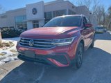 Certified 2022 Volkswagen Tiguan SE image 2