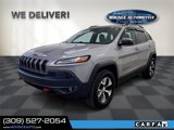 Used 2018 Jeep Cherokee Trailhawk image 2