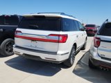 Used 2019 Lincoln Navigator Reserve image 2