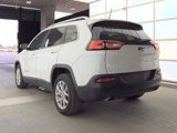 Used 2017 Jeep Cherokee Latitude w/ Comfort/Convenience Group image 6
