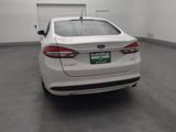 Used 2017 Ford Fusion SE image 6