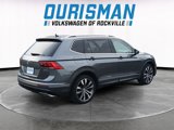 Used 2020 Volkswagen Tiguan SEL Premium R-Line w/ 3rd Row Seat Package image 6