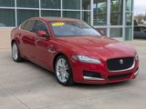 Used 2017 Jaguar XF Prestige image 3