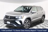 Certified 2023 Volkswagen Taos SE image 2