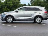 Used 2018 Kia Sorento LX image 2