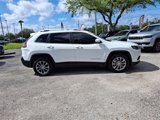 Used 2020 Jeep Cherokee Latitude Plus image 3