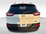 Used 2016 Jeep Cherokee Latitude image 6