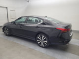 Used 2021 Nissan Altima 2.5 SR w/ SR Premium Package image 3