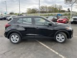New 2025 Nissan Kicks Play S image 4
