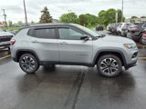 Used 2022 Jeep Compass Limited image 4