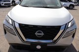 Used 2023 Nissan Rogue SV image 2
