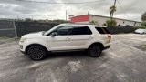 Used 2017 Ford Explorer XLT image 4