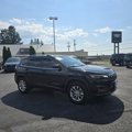 Used 2019 Jeep Cherokee Latitude w/ Cold Weather Group image 5